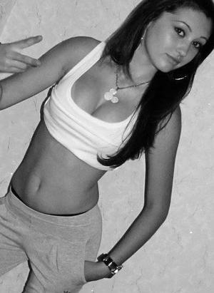 Looking for local cheaters? Take Lauryn from North Carolina home with you