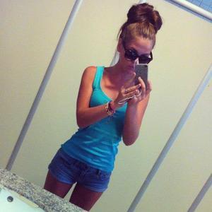 Sybil from Kansas is looking for adult webcam chat