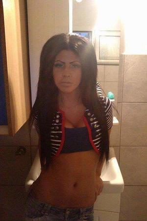 Looking for girls down to fuck? Isabel from Wisconsin is your girl