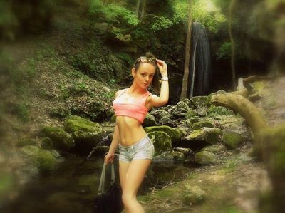 Looking for local cheaters? Take Alisa from Oregon home with you