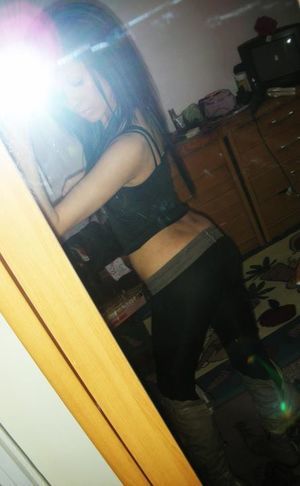 Meet local singles like Marina from Kansas who want to fuck tonight