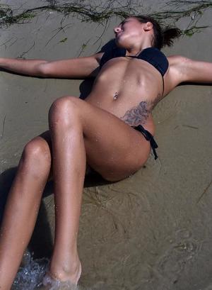 Jocelyne is a cheater looking for a guy like you!