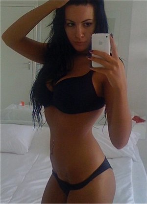 Katelynn from Missouri is looking for adult webcam chat
