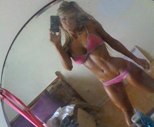 Looking for local cheaters? Take Lacey from Arkansas home with you