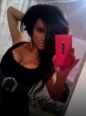 Carissa from Oklahoma is interested in nsa sex with a nice, young man